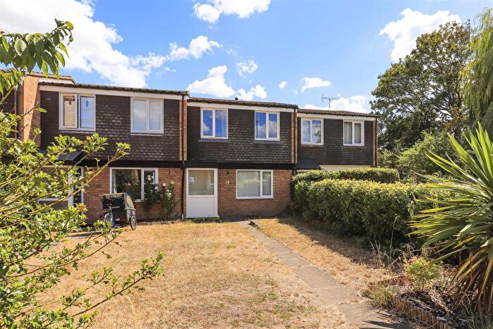 3 Bedroom Terraced House For Sale In Camside, Chesterton, Cambridge, CB4