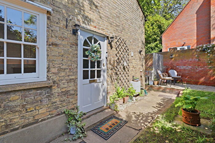 1 Bedroom End Of Terrace House For Sale In Cappell Lane, Stanstead Abbotts, SG12
