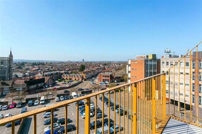 1 Bedroom Flat To Rent In Wellstones, Watford, WD17