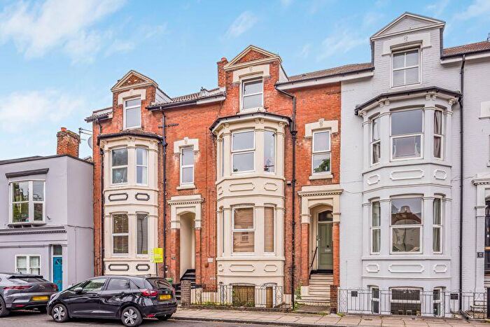 2 Bedroom Duplex For Sale In Marmion Road, Southsea, PO5