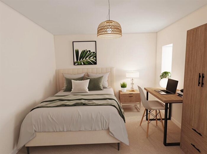 6 Bedroom House To Rent In Stephen Street, Redfield, Bristol, BS5