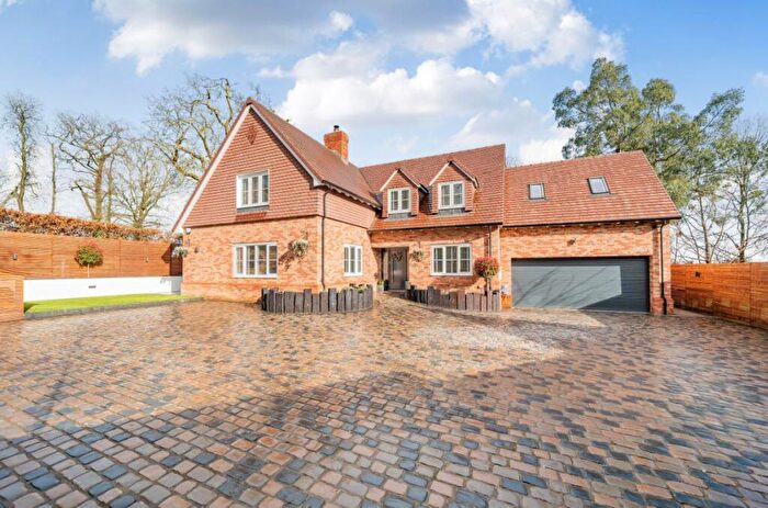 6 Bedroom Detached House For Sale In Braybrooke House, Church Road, Colmworth, MK44