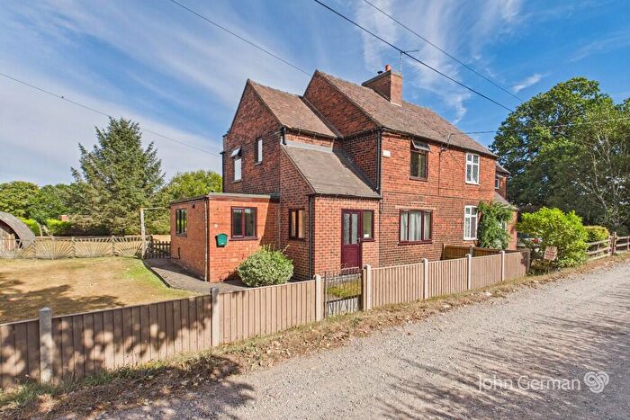 3 Bedroom Semi Detached House For Sale In Sealwood Lane, Linton, DE12