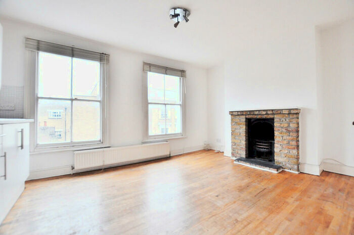 1 Bedroom Flat To Rent In Victoria Park Road, London, E9