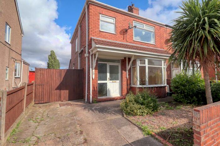 3 Bedroom Semi-Detached House To Rent In Hampton Road, Scunthorpe, DN16