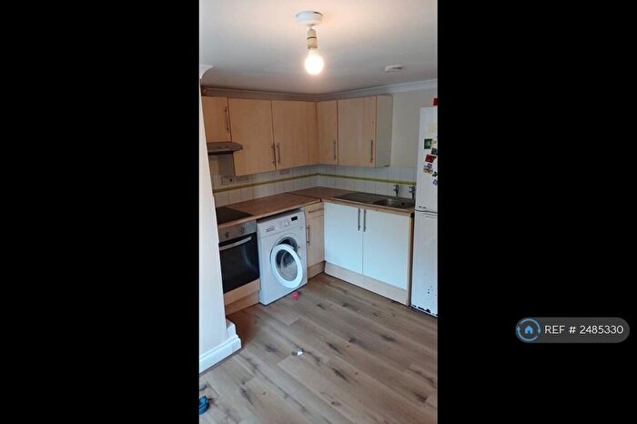 1 Bedroom Flat To Rent In Downs Road, Luton, LU1
