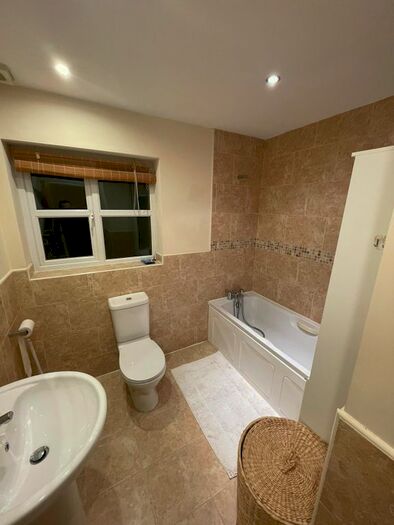 3 Bedroom Semi-Detached House To Rent In Jonquil Drive, Worsley M28
