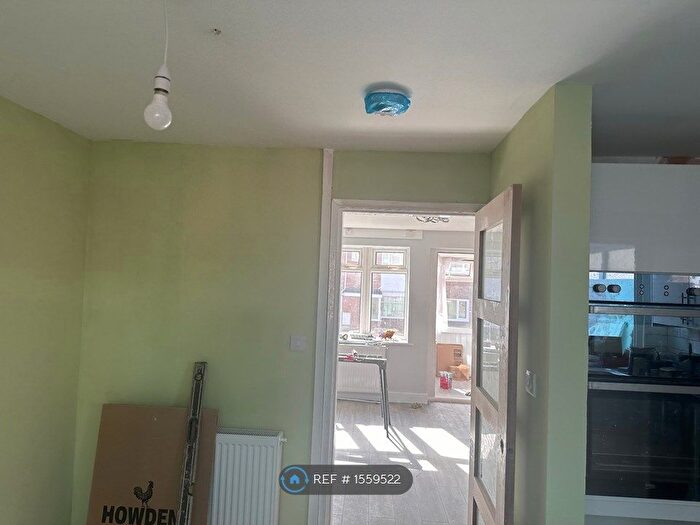 2 Bedroom Terraced House To Rent In Brewster Close, Coventry, CV2