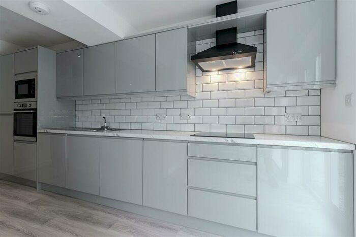 6 Bedroom House To Rent In Reservoir Road, Birmingham, B29