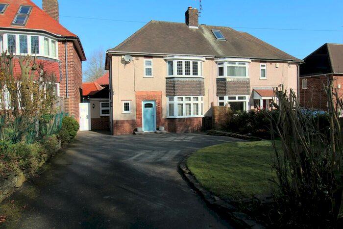 3 Bedroom Semi-Detached House To Rent In Whitecotes Lane, Chesterfield, S40
