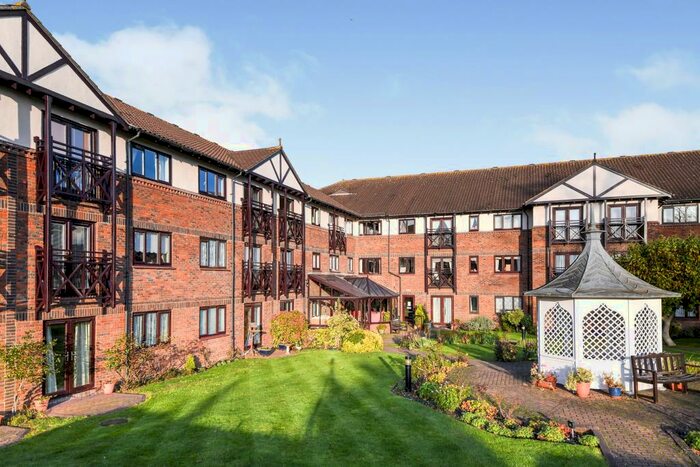 Apartment To Rent In Brentwood, CM15