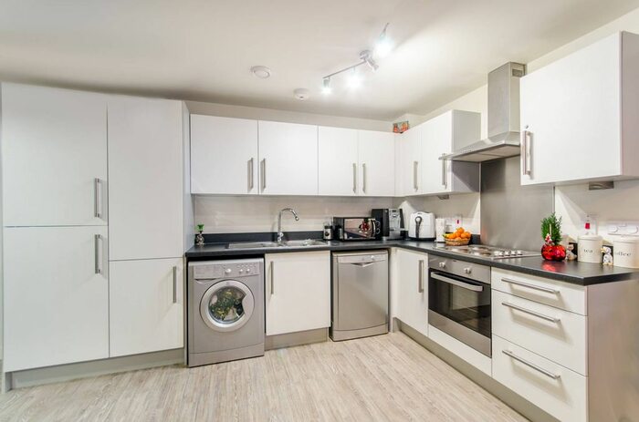 1 Bedroom Flat To Rent In High Road, Wembley, HA9