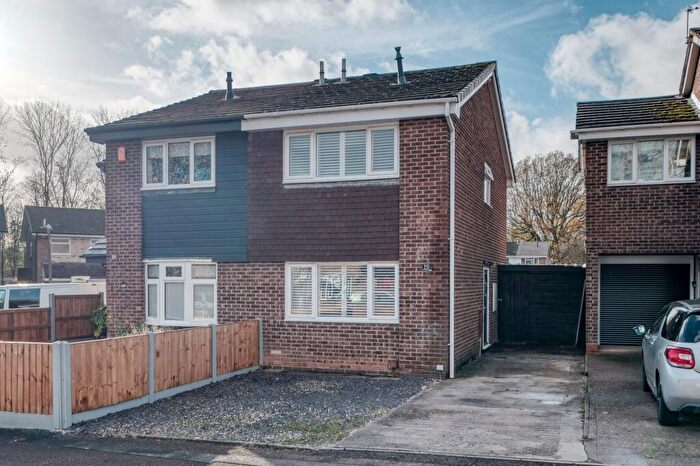 2 Bedroom Semi Detached House For Sale In Broadwas Close, Redditch, B98