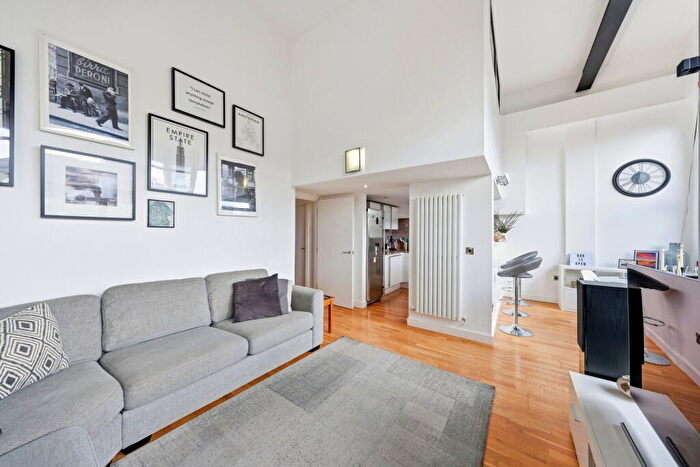 2 Bedroom Flat For Sale In Spacious And Stunning Two Bedroom Apartment In Manchester's Best Neighbourhood, M4
