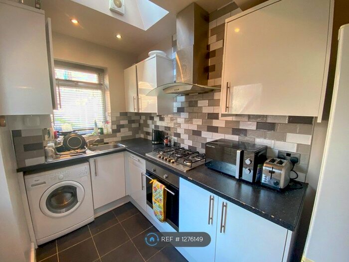 5 Bedroom Terraced House To Rent In Belgrave Square, Sheffield S2