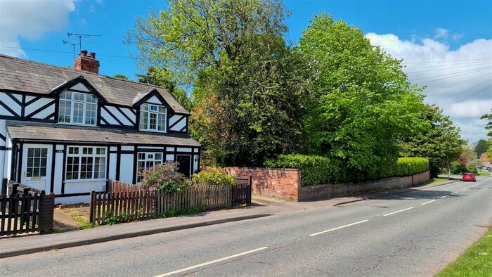 2 Bedroom Property To Rent In Swanlow Lane, Winsford, CW7