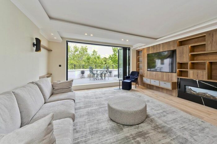 1 Bedroom Flat To Rent In Hans Place, Knightsbridge, SW1X