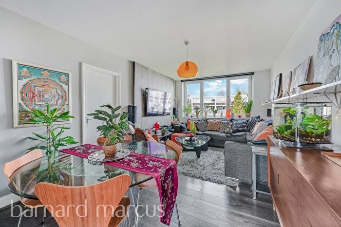 2 Bedroom Flat To Rent In Kersfield Road, Putney, SW15