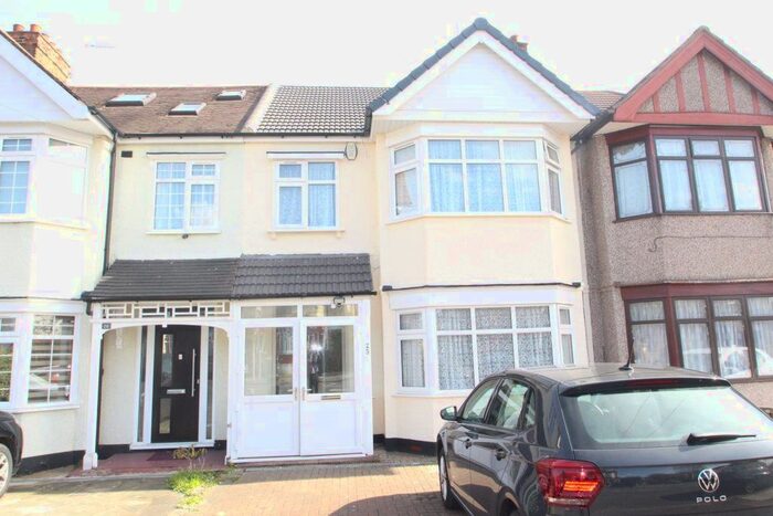 3 Bedroom Property To Rent In Spearpoint Gardens, Aldborough Road North, Ilford, IG2