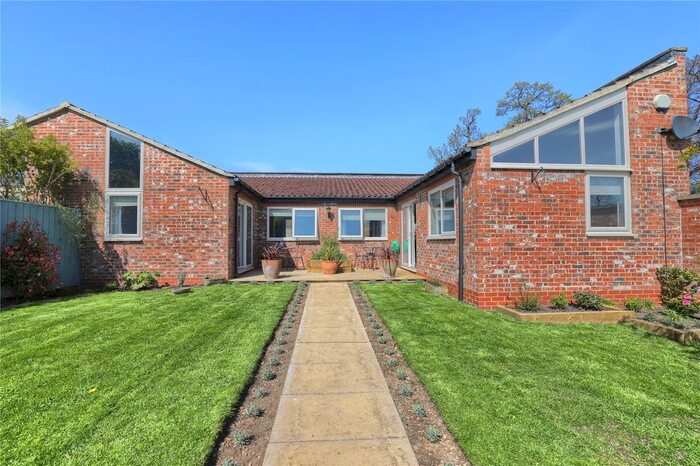 3 Bedroom Bungalow For Sale In Wyke Lane, Nunthorpe, Middlesbrough, TS7