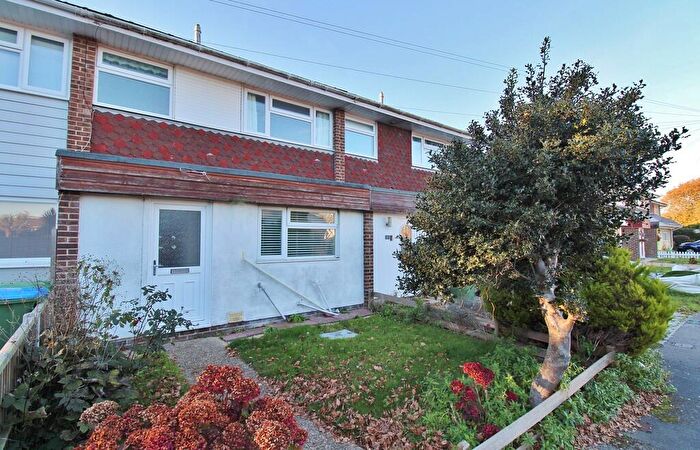 3 Bedroom Terraced House For Sale In Elsfred Road, Hill Head, PO14