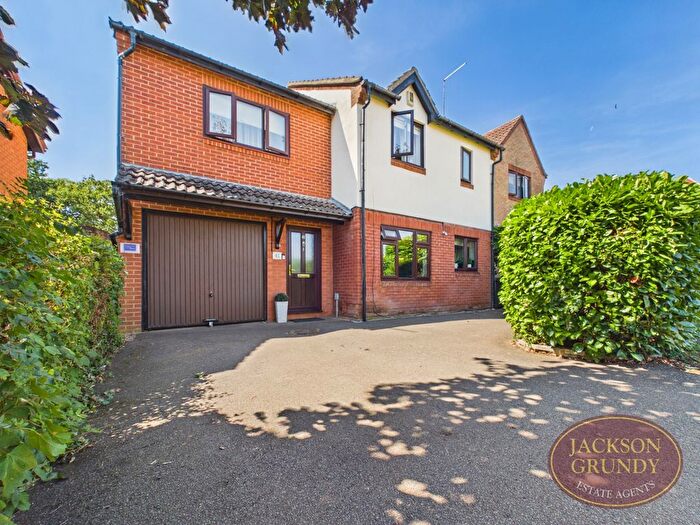 4 Bedroom Detached House To Rent In Barn Owl Close, East Hunsbury, NN4