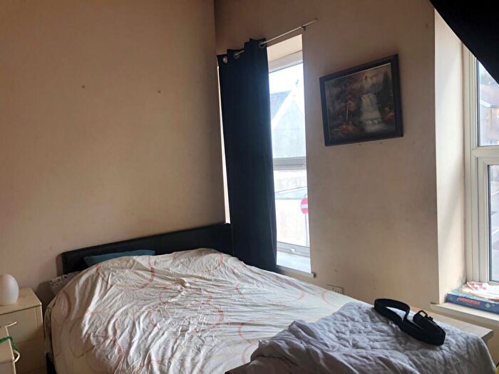 2 Bedroom Terraced House For Sale In Crythan Road, Neath, SA11