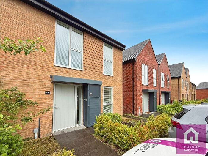 3 Bedroom Semi-Detached House To Rent In Spinney Way, Westhoughton, Bolton, Greater Manchester, BL5