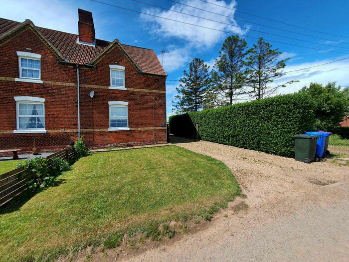 2 Bedroom Cottage To Rent In Green Lane, Wigtoft, PE20