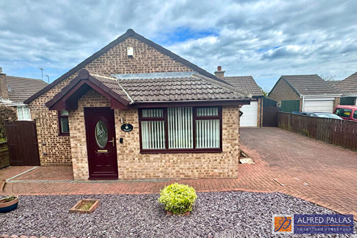 3 Bedroom Detached Bungalow For Sale In Whiterocks Grove, Whitburn, SR6