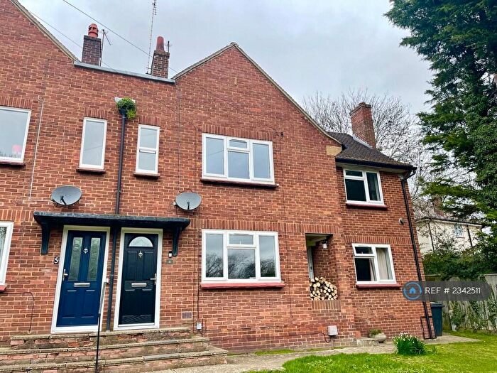 2 Bedroom Maisonette To Rent In Cross Keys, Maidstone, ME14