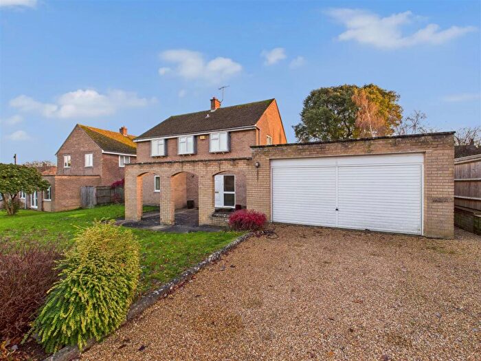 4 Bedroom Detached House For Sale In Hands Paddock, Newbold On Stour, Stratford-Upon-Avon, CV37