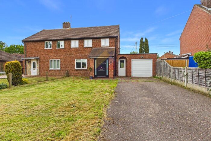 3 Bedroom Semi-Detached House For Sale In Bradbrook Cottages, West Bergholt, CO6