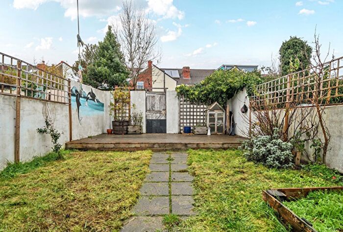 3 Bedroom Terraced House For Sale In Trelawney Park, Bristol, BS4