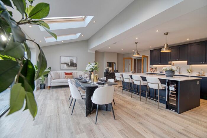 4 Bedroom Semi Detached House For Sale In Hook Street, Royal Wootton Bassett, SN4