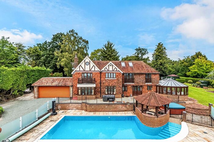 4 Bedroom Detached House For Sale In Pembury Road, Tunbridge Wells, TN2