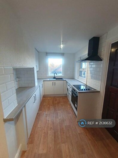 1 Bedroom Flat To Rent In Roundhay, Leeds, LS8