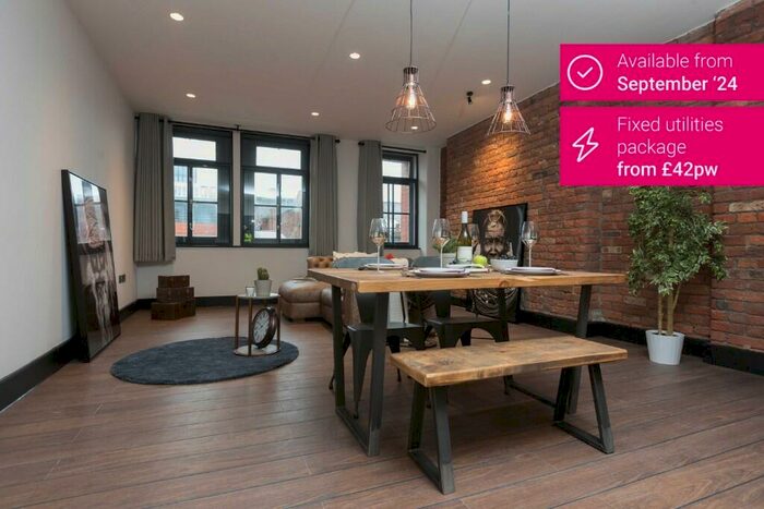 2 Bedroom Apartment To Rent In -Bed Apartment, Portland Street, Basil House, M1