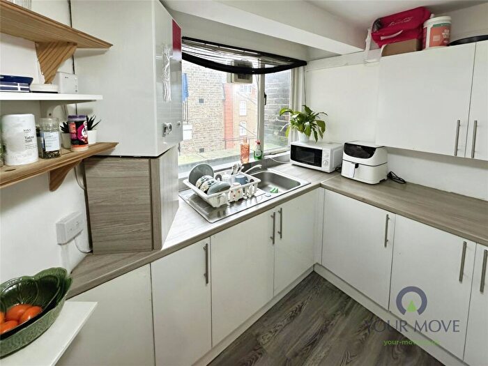 1 Bedroom Flat To Rent In Leather Lane, London, EC1N