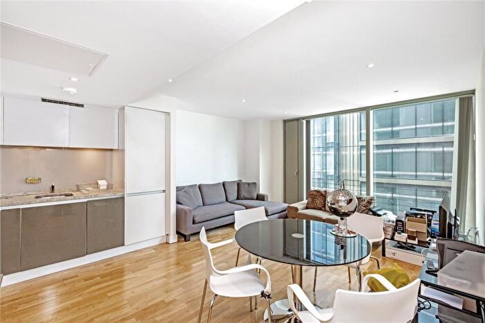 1 Bedroom Apartment To Rent In Marsh Wall, E14