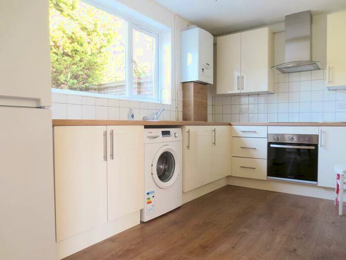 4 Bedroom Terraced House To Rent In Lambourne Road, Brighton, BN1