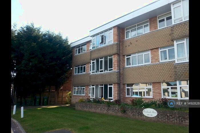 1 Bedroom Flat To Rent In Rustington, Littlehampton, BN16