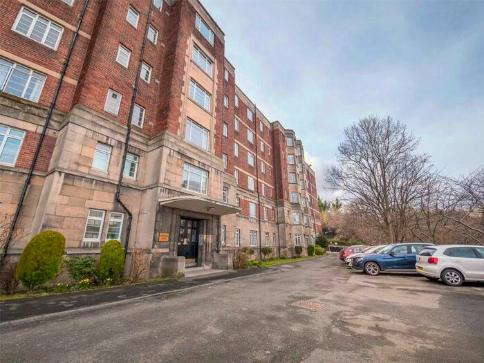 2 Bedroom Flat To Rent In Learmonth Court, Edinburgh, Midlothian, EH4