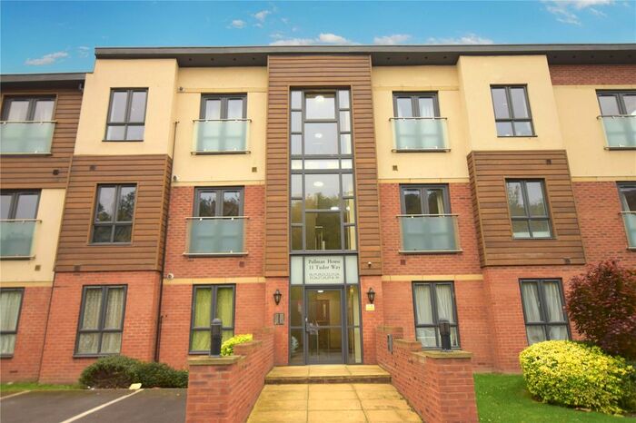 2 Bedroom Flat To Rent In Pullman House, 11 Tudor Way, Beeston, Leeds LS11