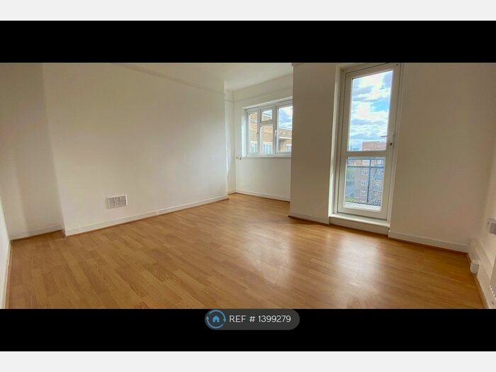 2 Bedroom Flat To Rent In Loddiges Road, London, E9