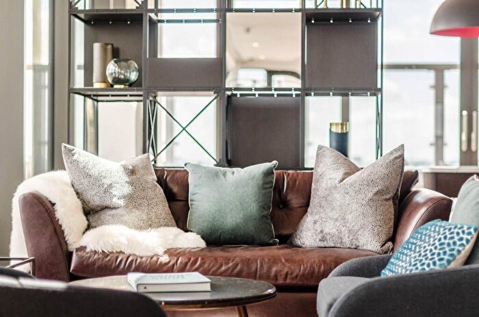 1 Bedroom Flat To Rent In Union Wharf, Greenwich, London, SE8