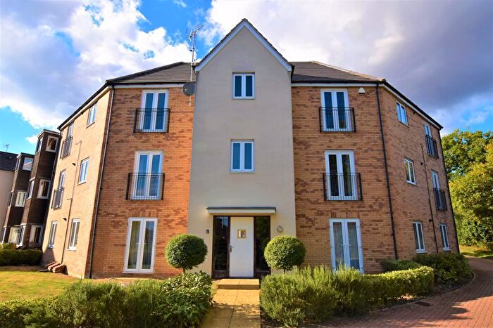 2 Bedroom Flat To Rent In Fonda Meadows, Oxley Park, Milton Keynes, MK4