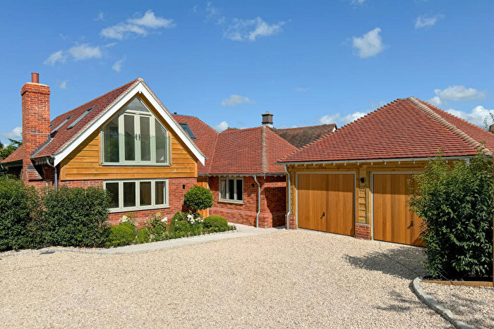 4 Bedroom Detached House For Sale In Long Crendon, Buckinghamshire, HP18