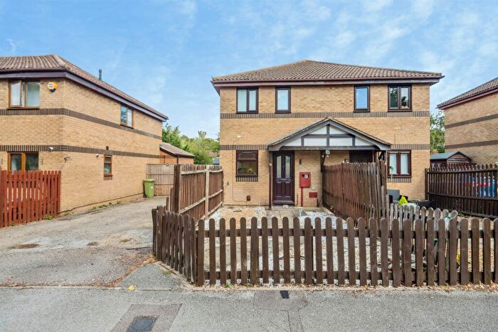 2 Bedroom Semi-Detached House For Sale In Fortescue Drive, Shenley Church End, Milton Keynes, MK5