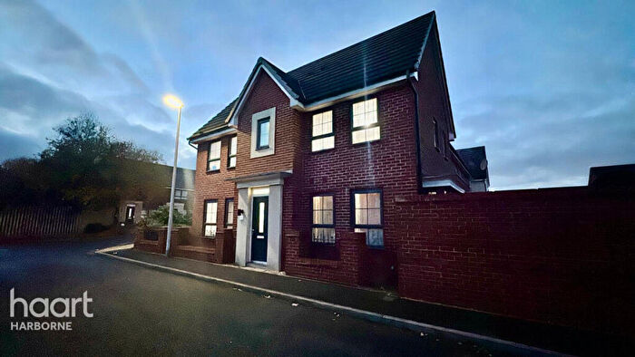 3 Bedroom Detached House To Rent In Windmill Precinct, Smethwick, B66